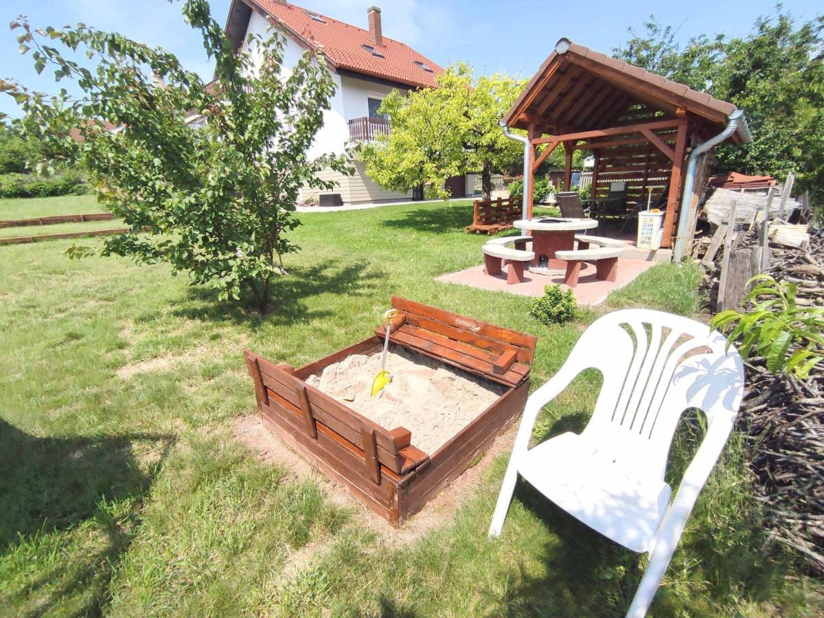 Balaton Apartman بالوزناك المظهر الخارجي الصورة