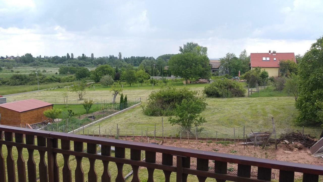Balaton Apartman بالوزناك المظهر الخارجي الصورة